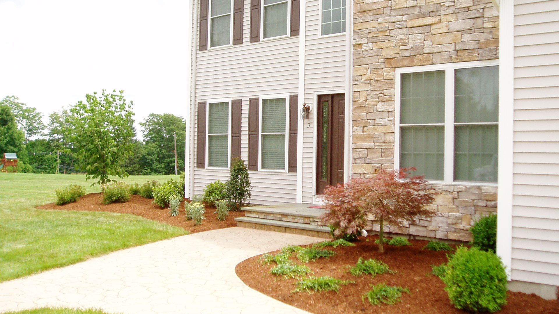 Front Yard Landscape Design by an Oxford CT Landscaper