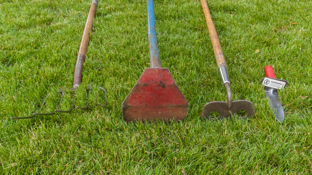 Weeding Tools Recommendations LAND DESIGNS UNLIMITED LLC weeding-tools-recommendations-land-designs-unlimited-llc